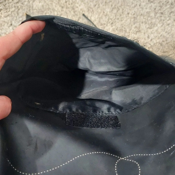 Vintage Disney Fun & Friendly Pooh Gear Black Winnie the Pooh Bookbag - Picture 12 of 13